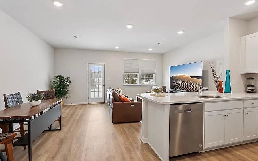 Furnished Finder property 1016173_1 photo 5