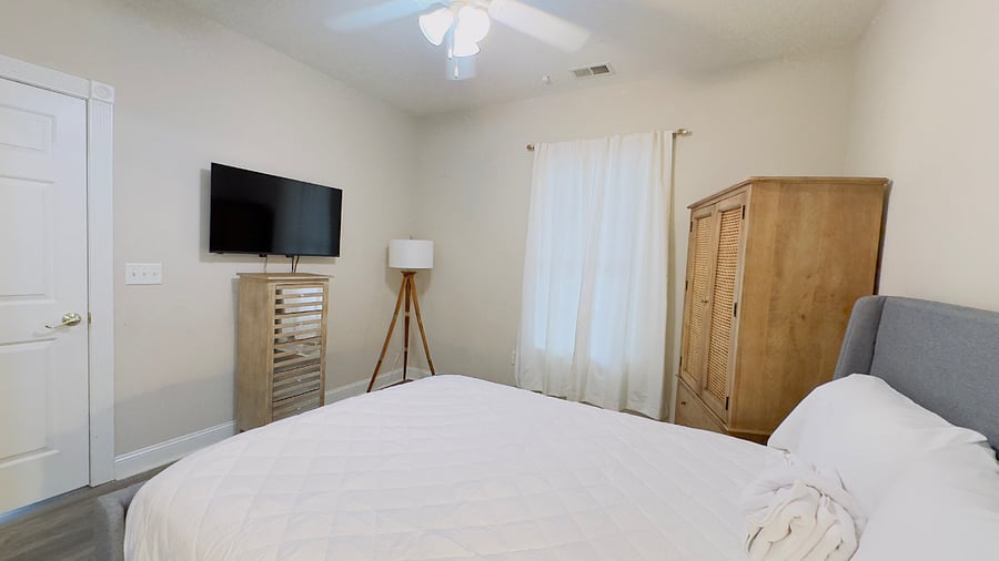 Furnished Finder property 1016209_1 photo 12