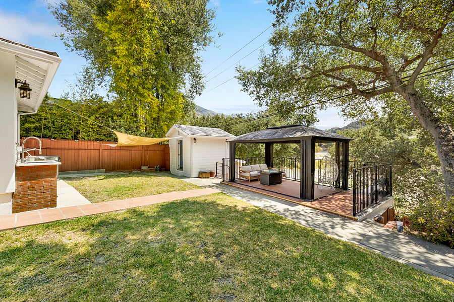 Furnished Finder property 1016225_1 photo 42