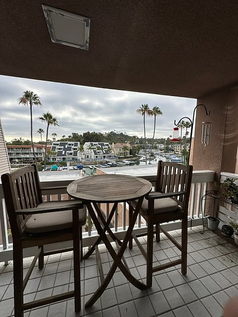 Furnished Finder property 1016236_1 photo 4