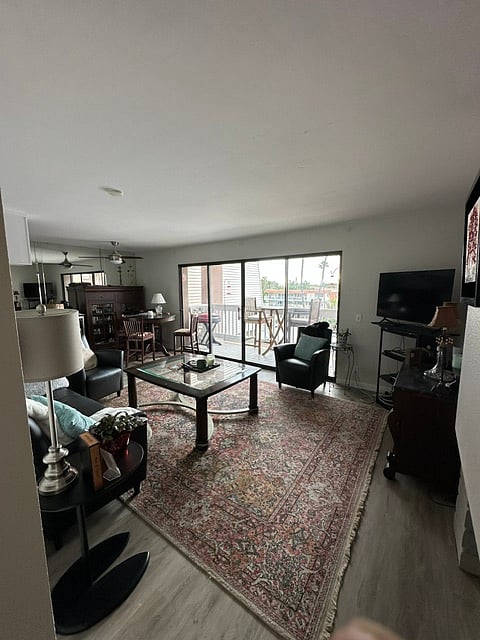 Furnished Finder property 1016236_1 photo 9