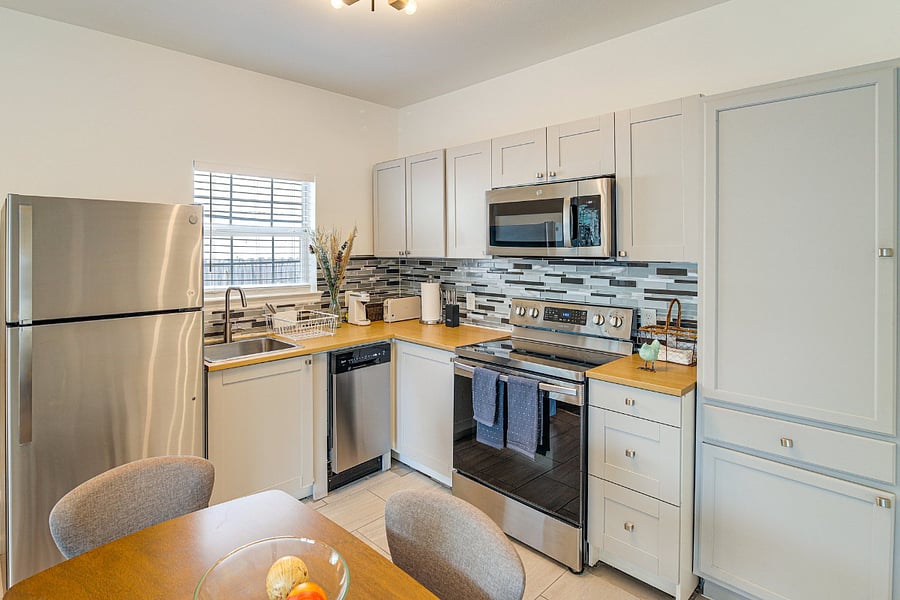 Furnished Finder property 1016250_1 photo 4