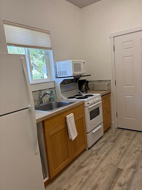 Furnished Finder property 1016265_1 photo 3