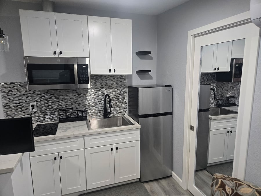 Furnished Finder property 1016268_1 photo 3