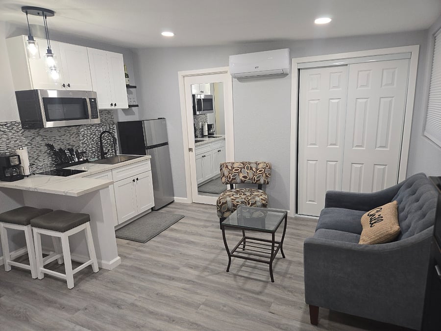 Furnished Finder property 1016268_1 photo 16