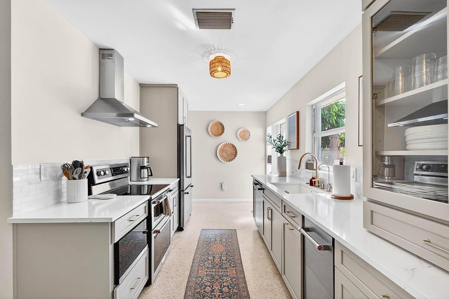 Furnished Finder property 1016269_1 photo 13