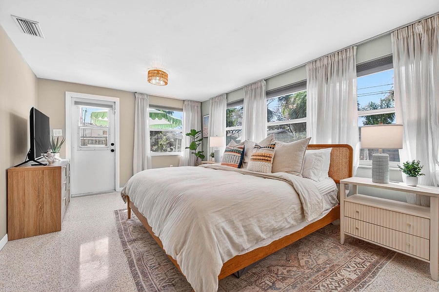 Furnished Finder property 1016269_1 photo 28
