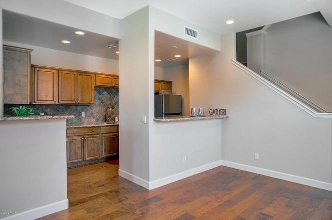 Furnished Finder property 1016296_1 photo 3