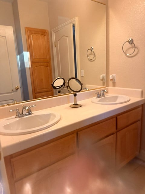 Furnished Finder property 1016327_1 photo 16
