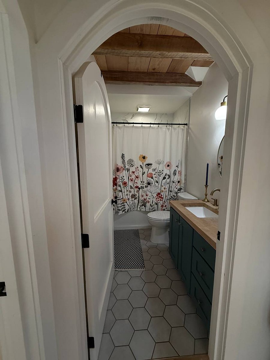 Furnished Finder property 1016332_1 photo 16