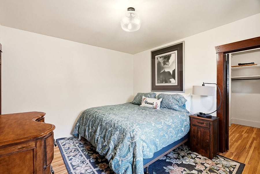 Master bedroom with King bed