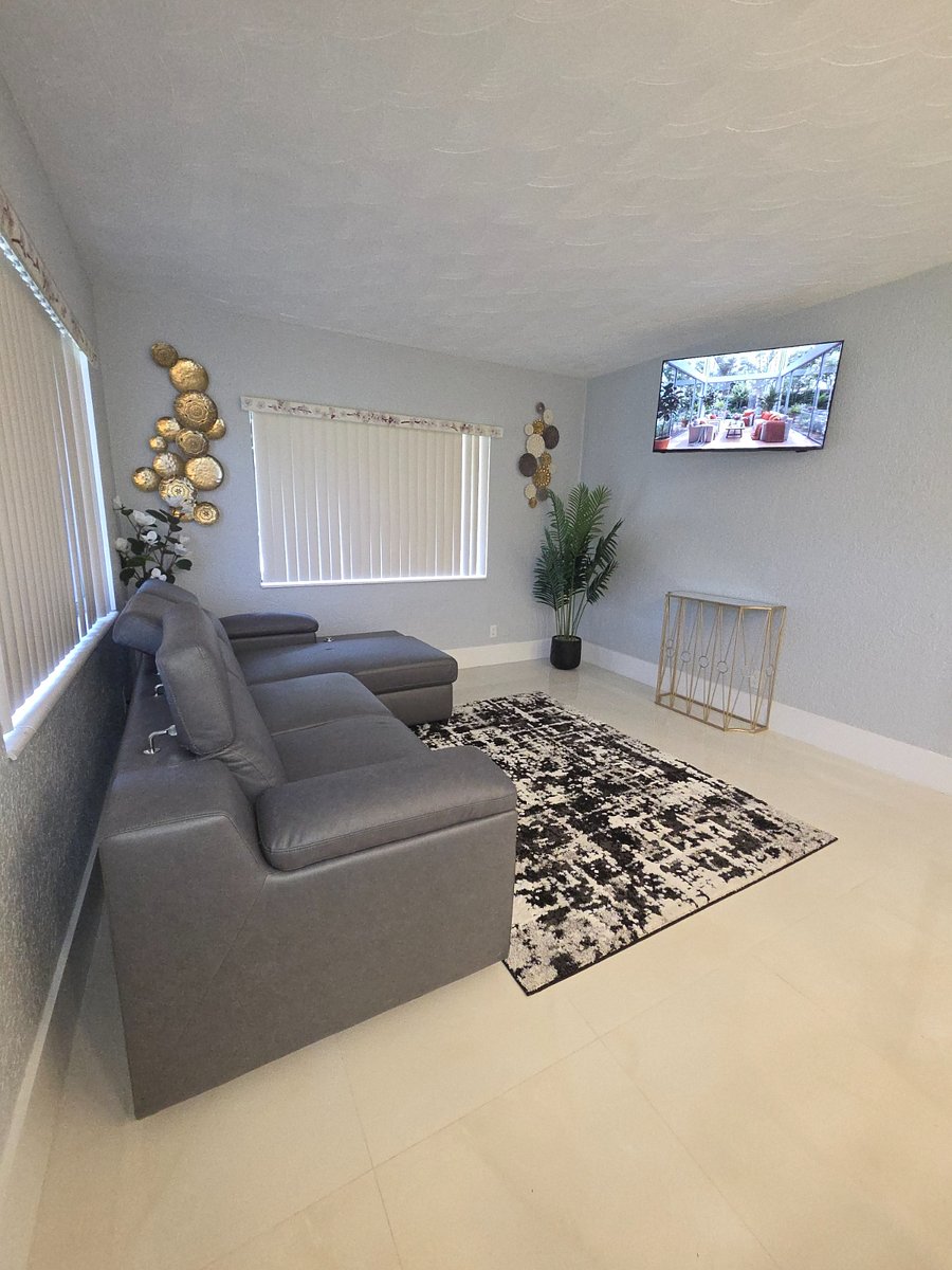 Furnished Finder property 1016370_1 photo 3