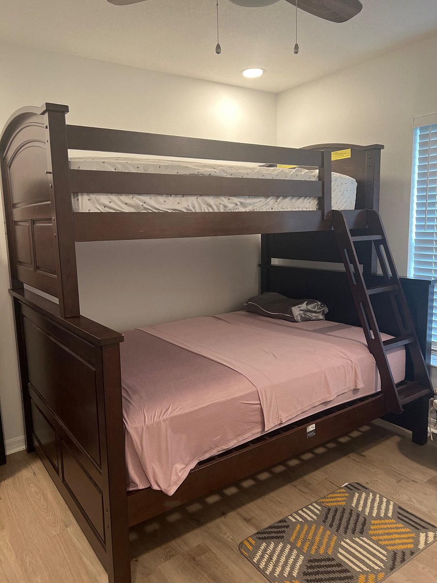 Furnished Finder property 1016390_1 photo 38