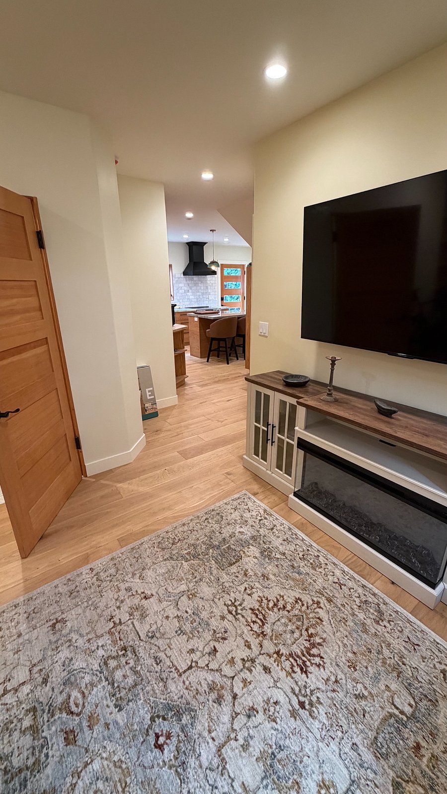 Furnished Finder property 1016394_1 photo 12