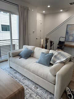 Furnished Finder property 1016396_1 photo 8