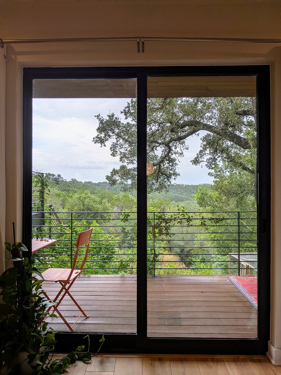 Beautiful view of the Barton Creek Greenbelt to start your day!