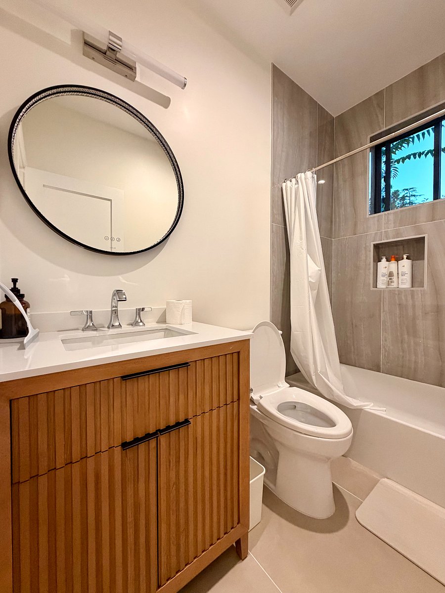 Furnished Finder property 1016447_1 photo 9