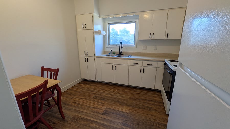 Furnished Finder property 1016452_1 photo 4