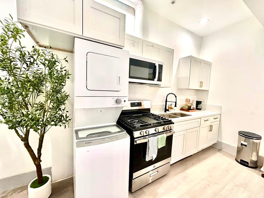 Furnished Finder property 1016578_3 photo 18