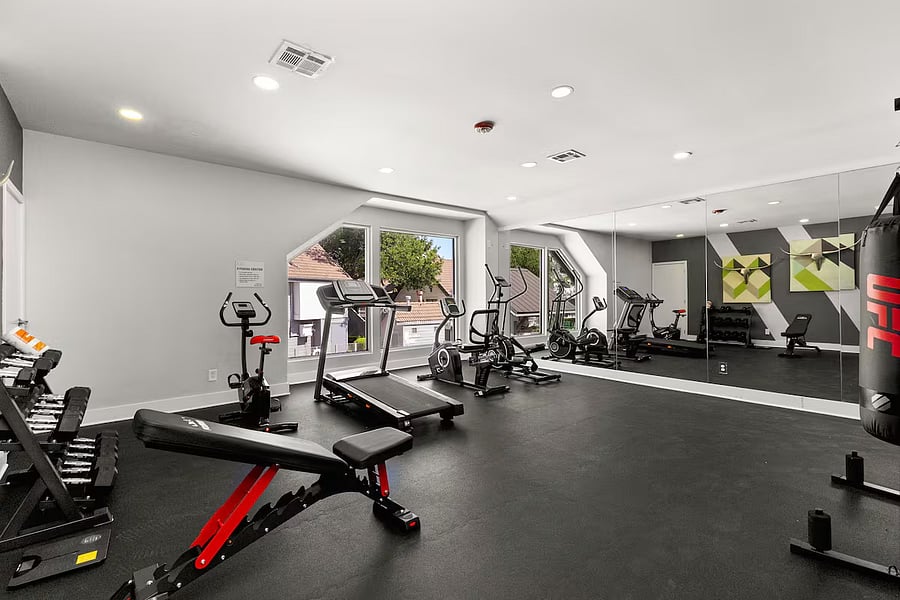 Furnished Finder property 1016591_1 photo 25