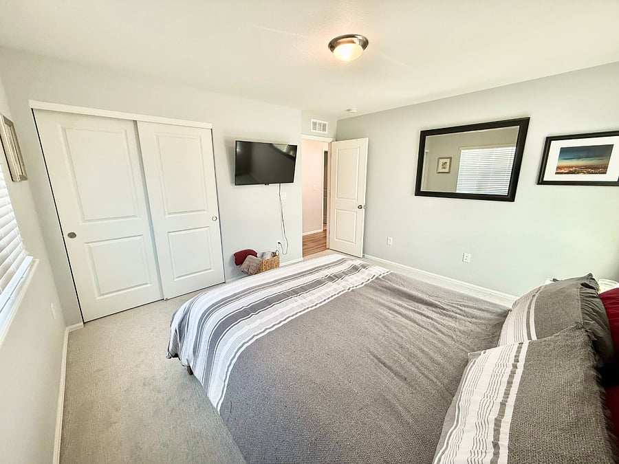 Secondary Bedroom (3)