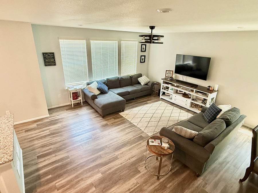 Living room: Open concept, smart TV.