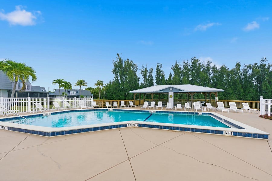 Furnished Finder property 1016606_1 photo 9