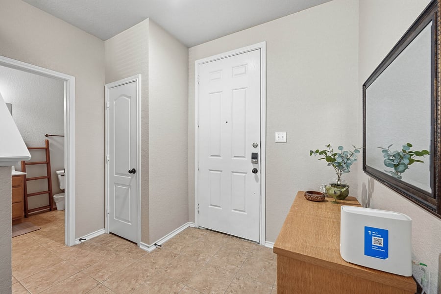 Furnished Finder property 1016613_1 photo 7