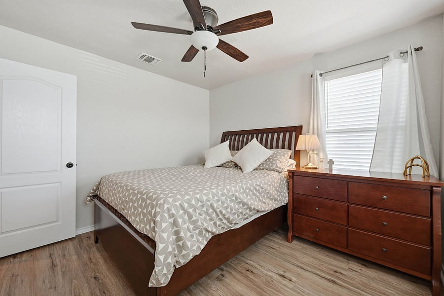 Furnished Finder property 1016613_1 photo 35