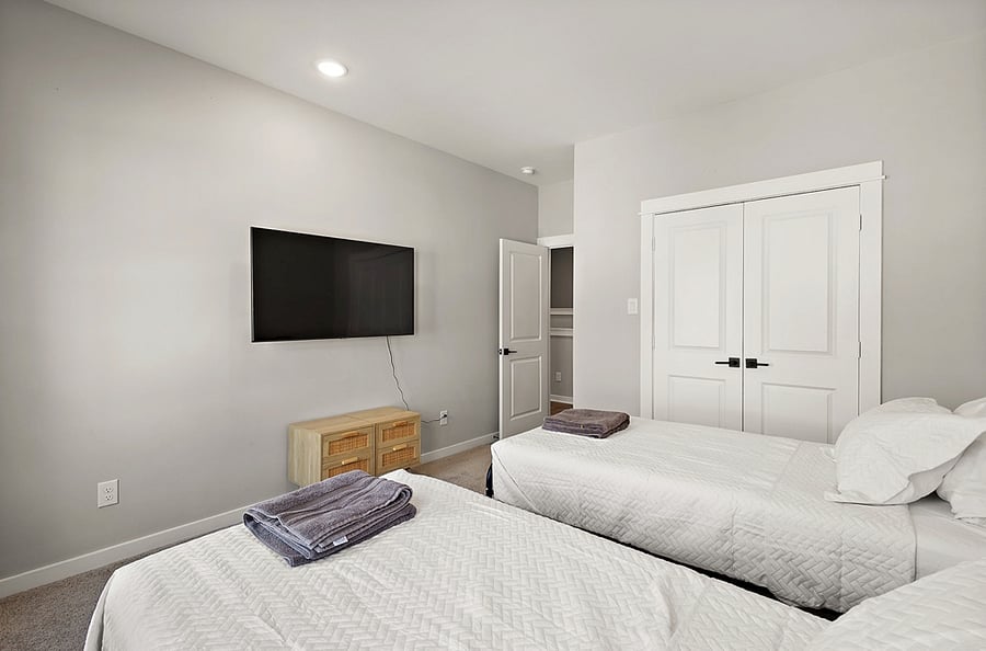 Furnished Finder property 1016614_1 photo 12