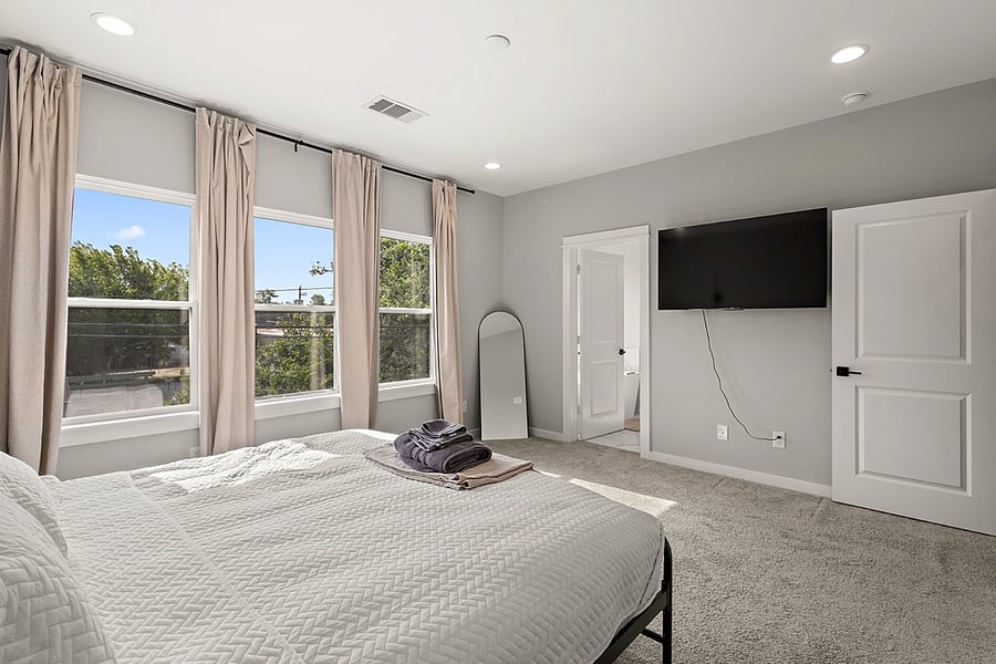 Furnished Finder property 1016614_1 photo 18