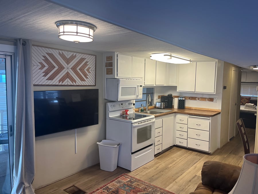 Furnished Finder property 1016615_1 photo 11