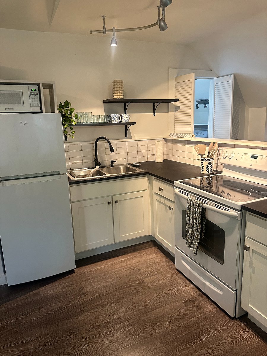 Furnished Finder property 1016620_1 photo 3