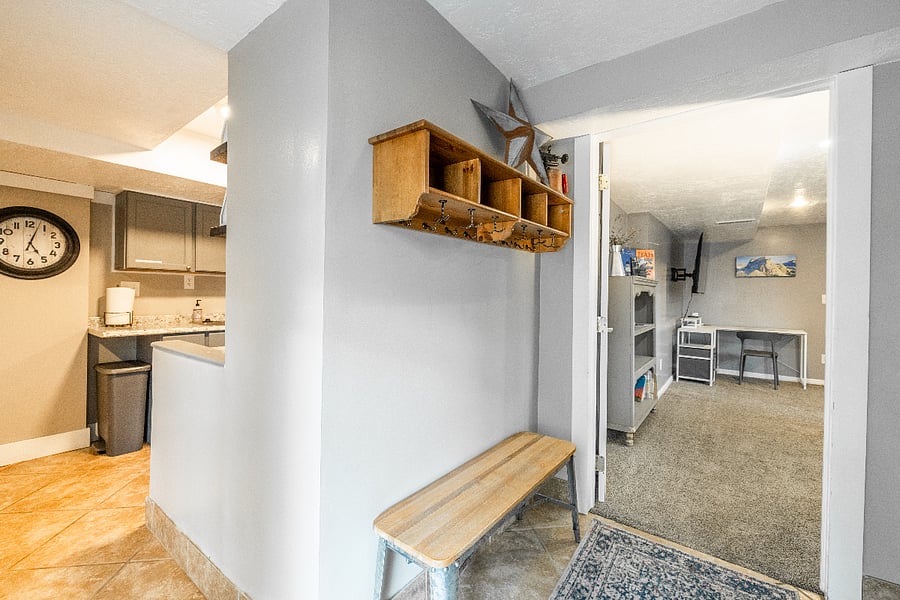Furnished Finder property 1016642_1 photo 3