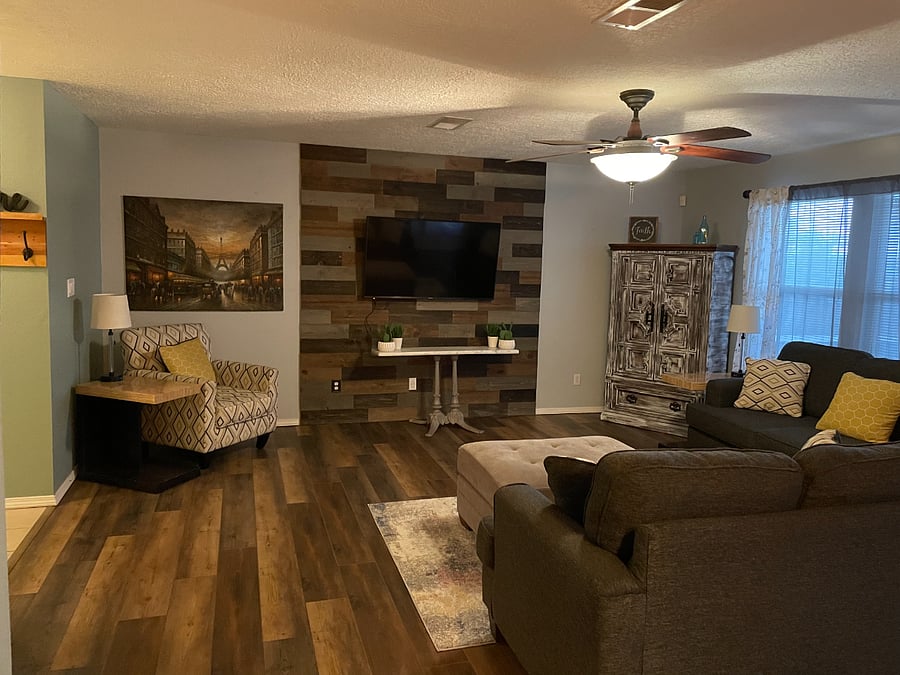 Furnished Finder property 1016647_1 photo 3