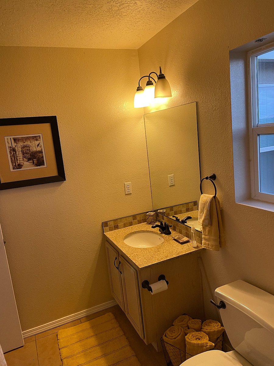 Furnished Finder property 1016647_1 photo 12