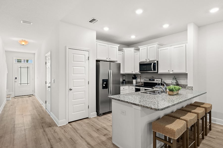 Furnished Finder property 1016689_1 photo 6