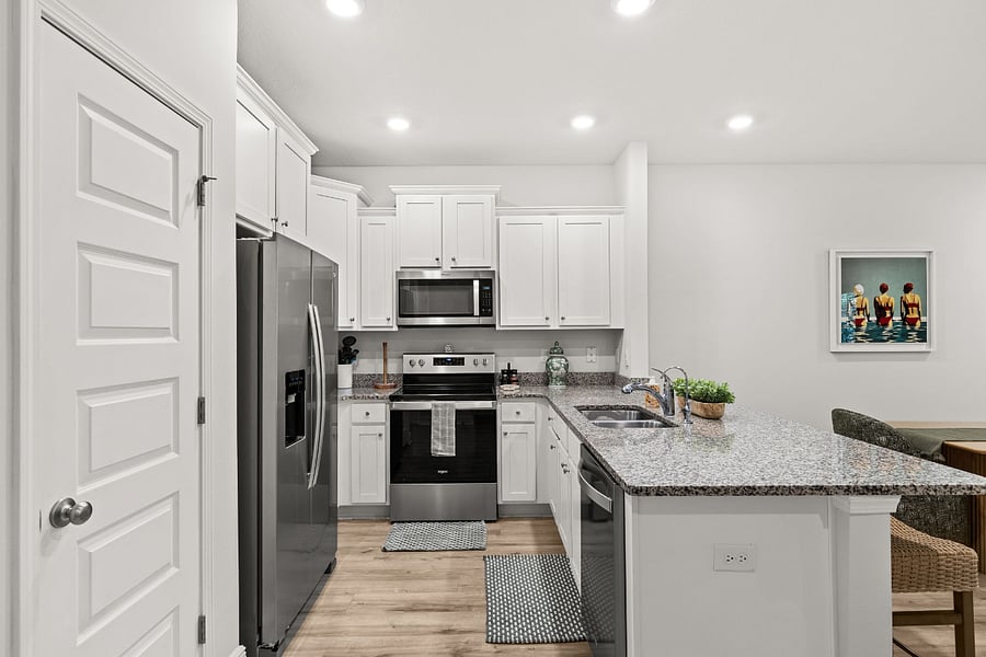 Furnished Finder property 1016689_1 photo 7