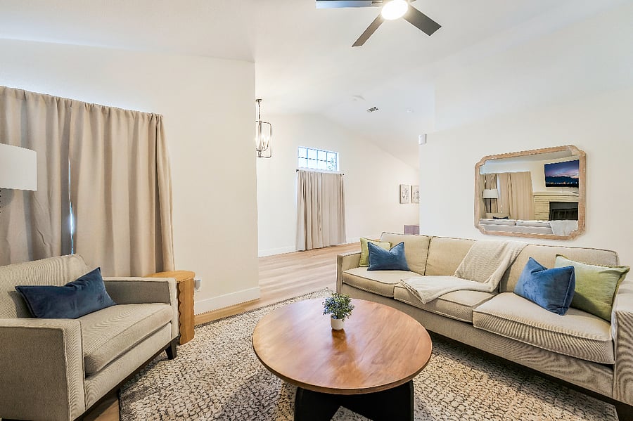 Furnished Finder property 1016692_1 photo 2