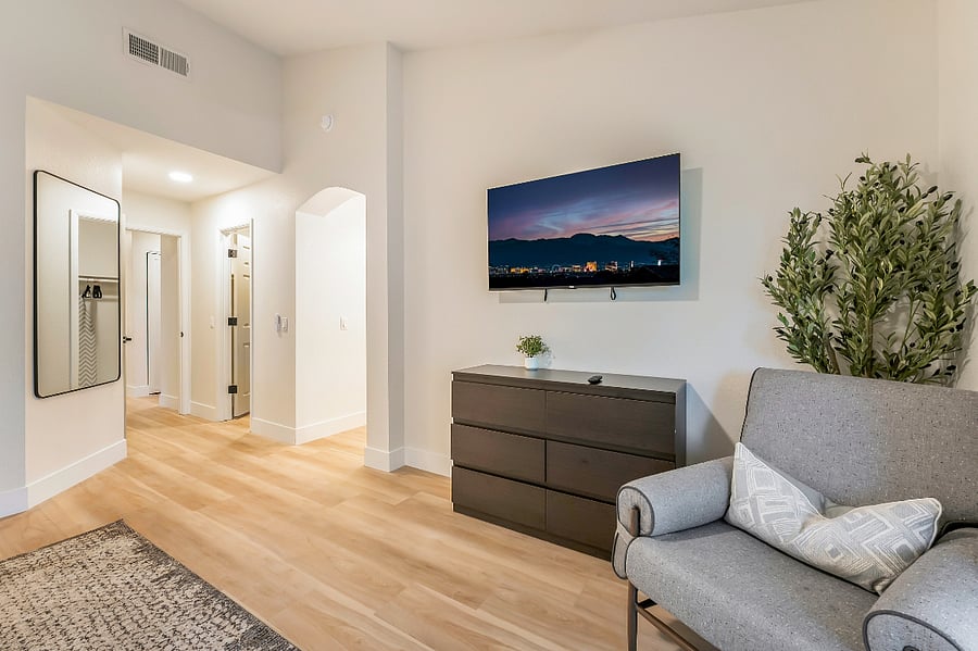 Furnished Finder property 1016692_1 photo 14