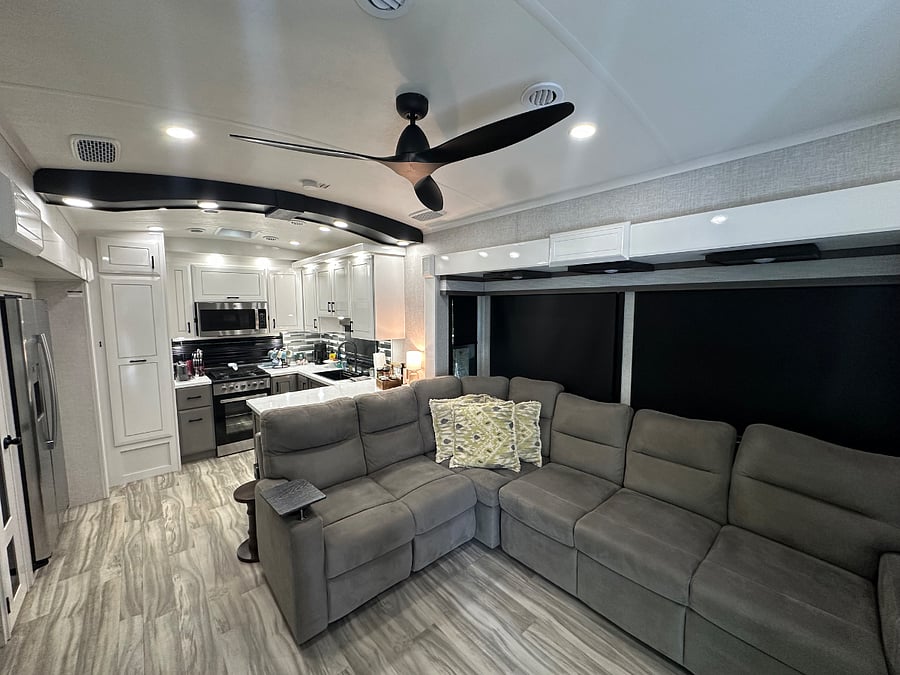 Furnished Finder property 1016697_1 photo 2