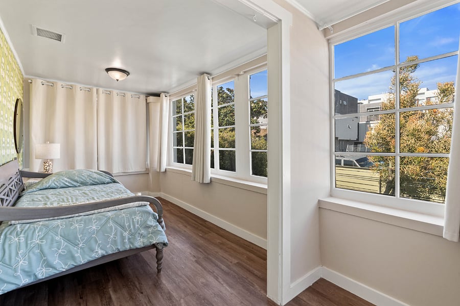 Furnished Finder property 1016722_1 photo 29