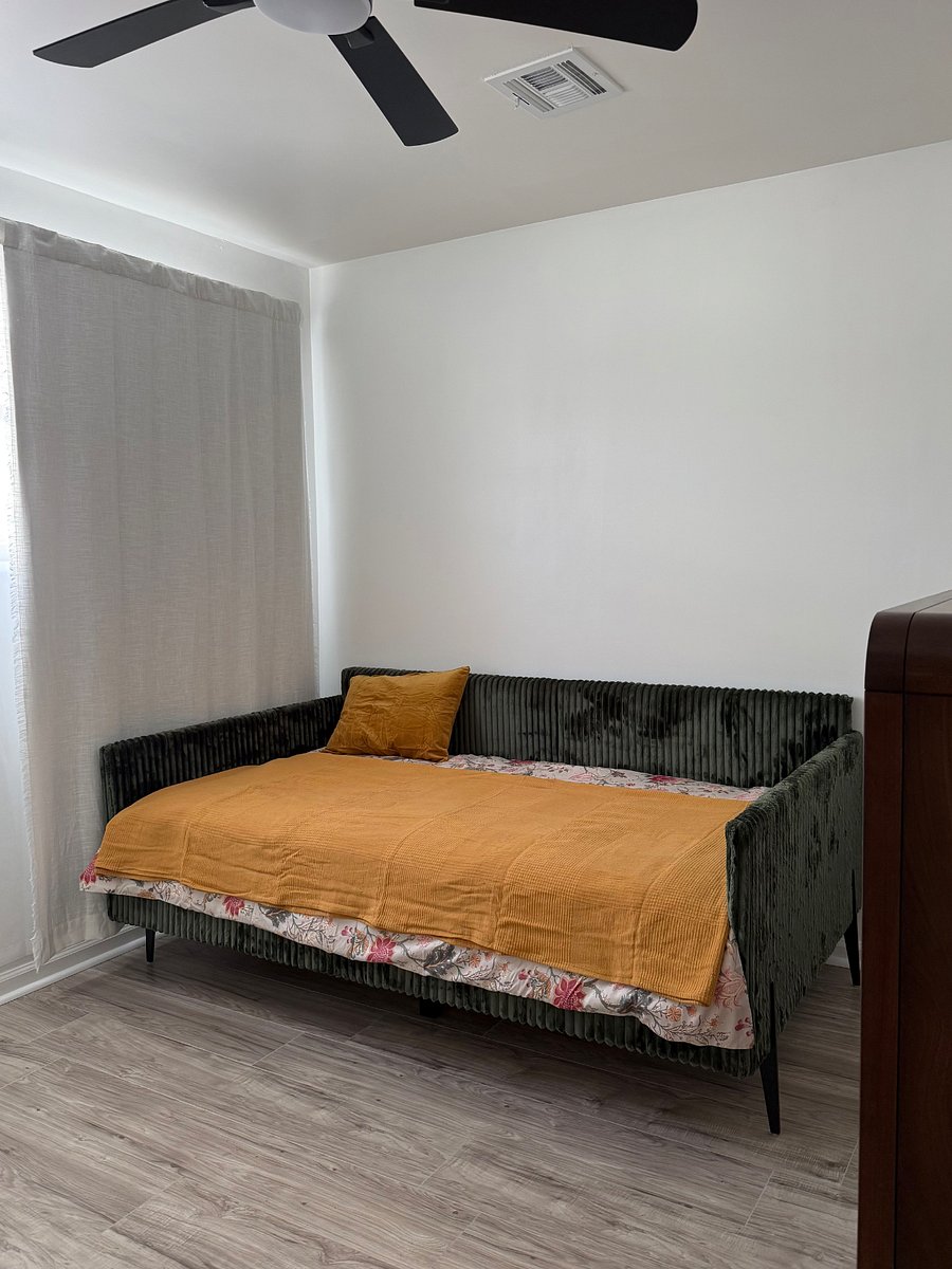 Furnished Finder property 1016745_1 photo 11
