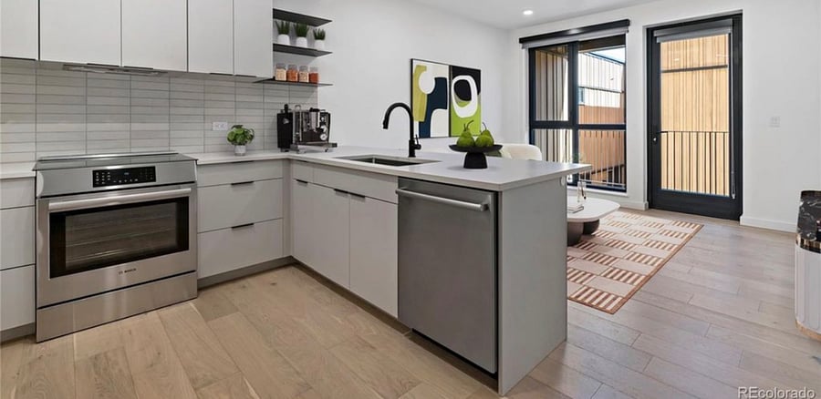 Furnished Finder property 1016746_1 photo 3