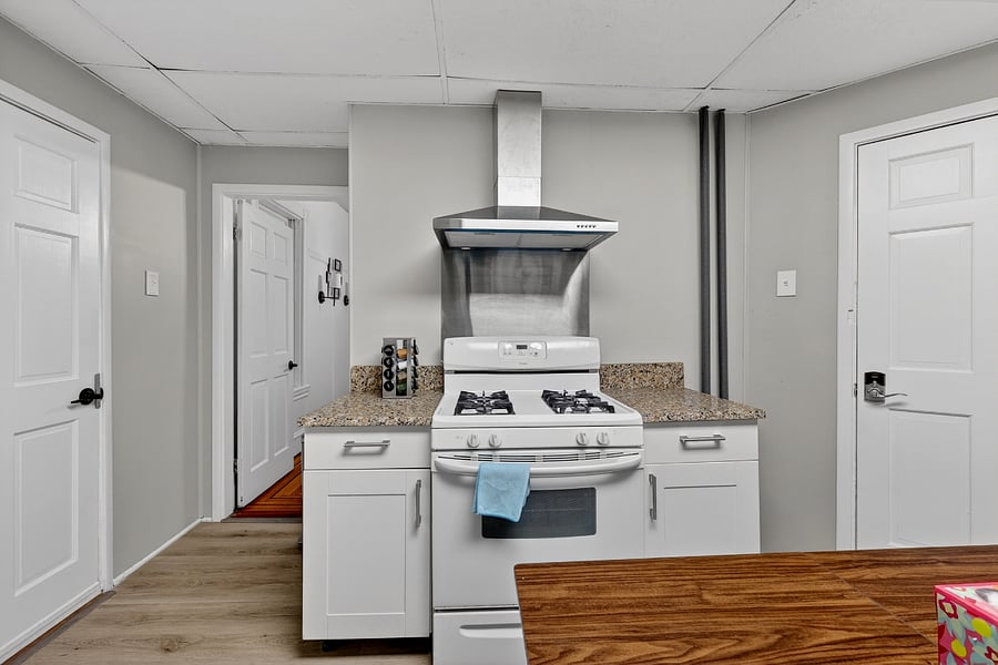 Furnished Finder property 1016747_1 photo 29