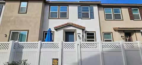 Furnished Finder property 1016751_1 photo 25