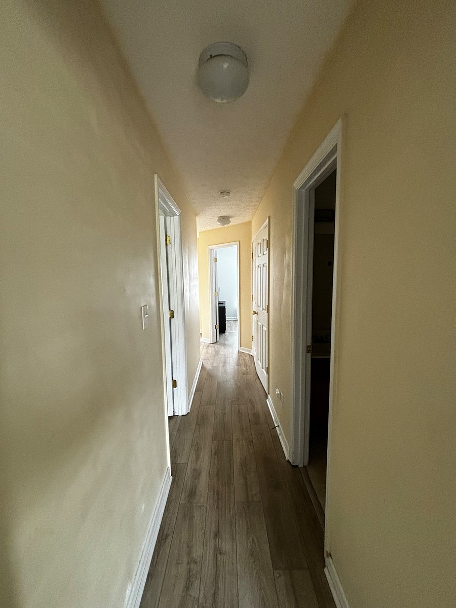 Upstairs hallway 