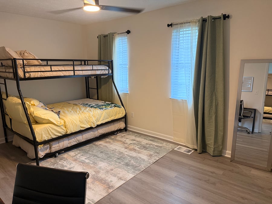 Furnished Finder property 1016785_1 photo 2