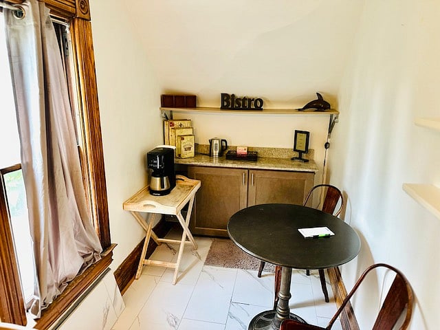 Furnished Finder property 1016786_1 photo 20