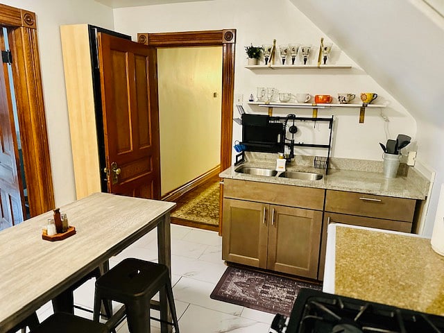 Furnished Finder property 1016786_1 photo 18